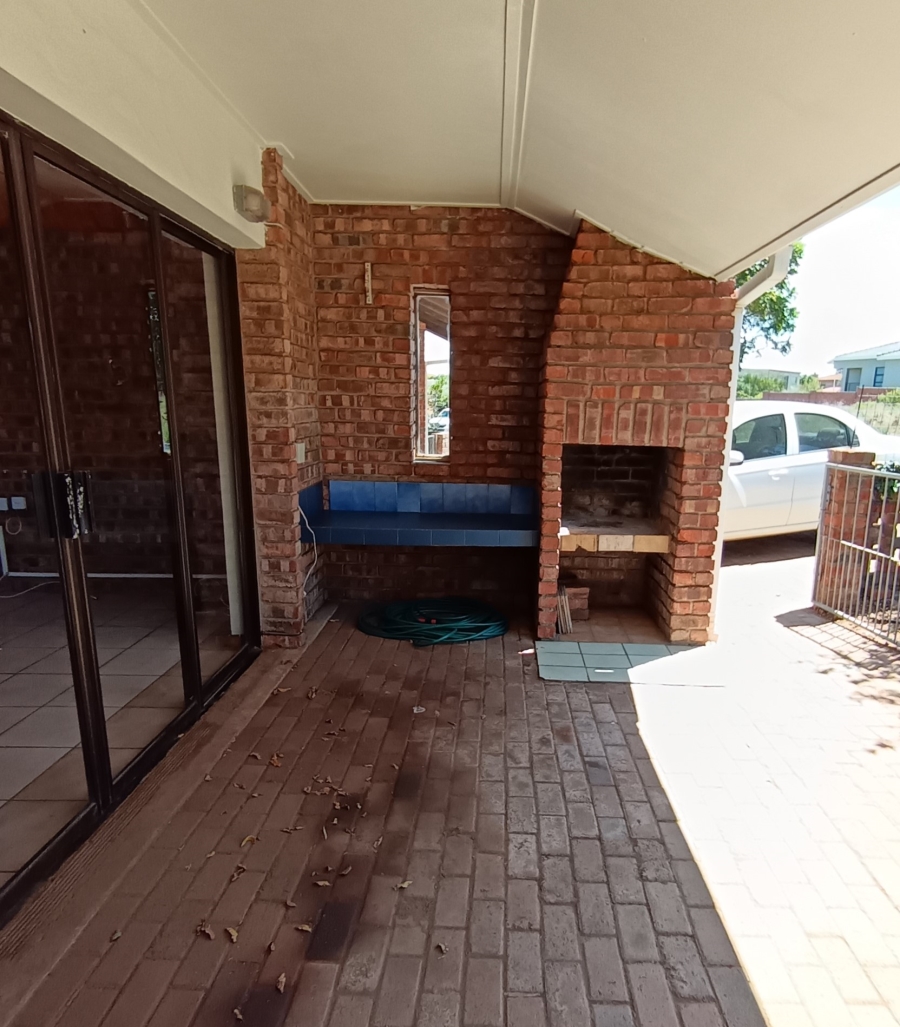 3 Bedroom Property for Sale in Noorsekloof Eastern Cape